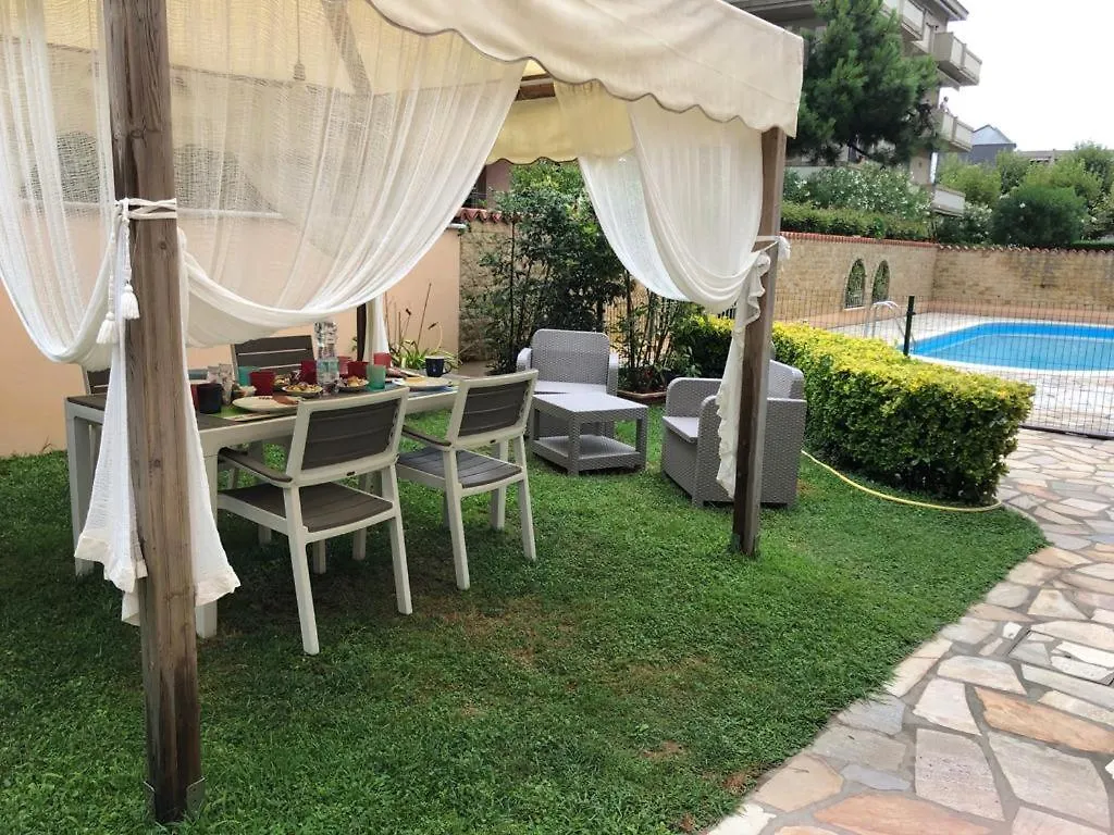 Ohana Bed&Breakfast Lido di Camaiore Bed & Breakfast