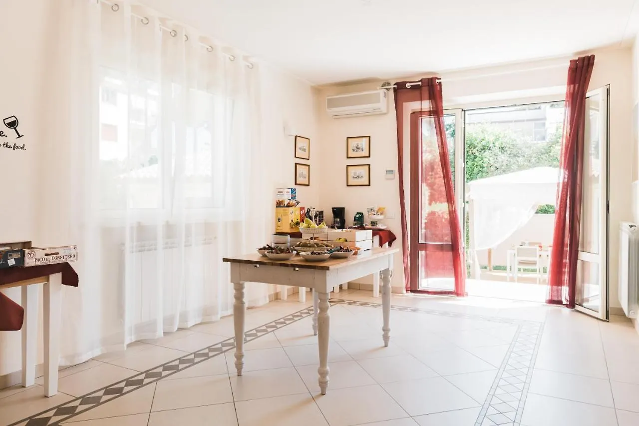 Bed & Breakfast Ohana Bed&Breakfast Lido di Camaiore