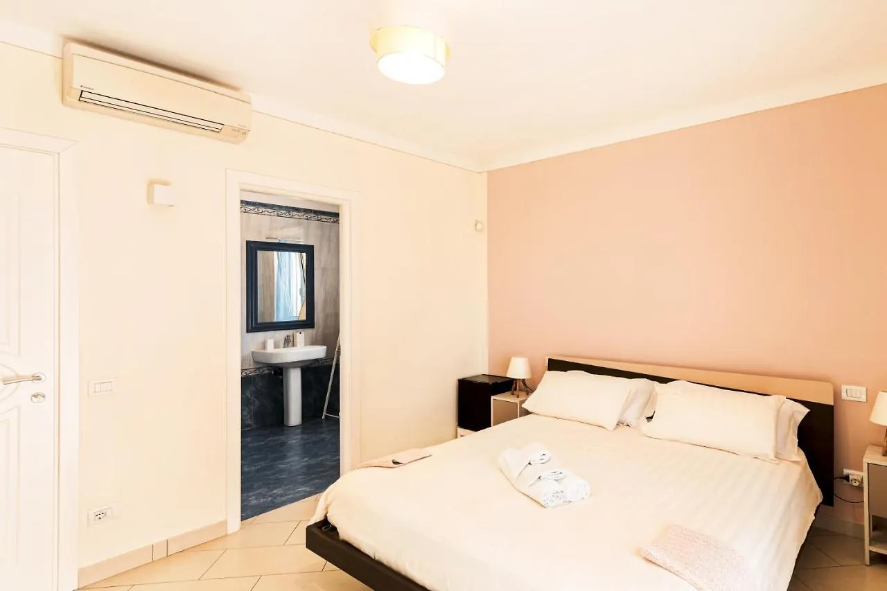 Ohana Bed&Breakfast Lido di Camaiore Bed & Breakfast