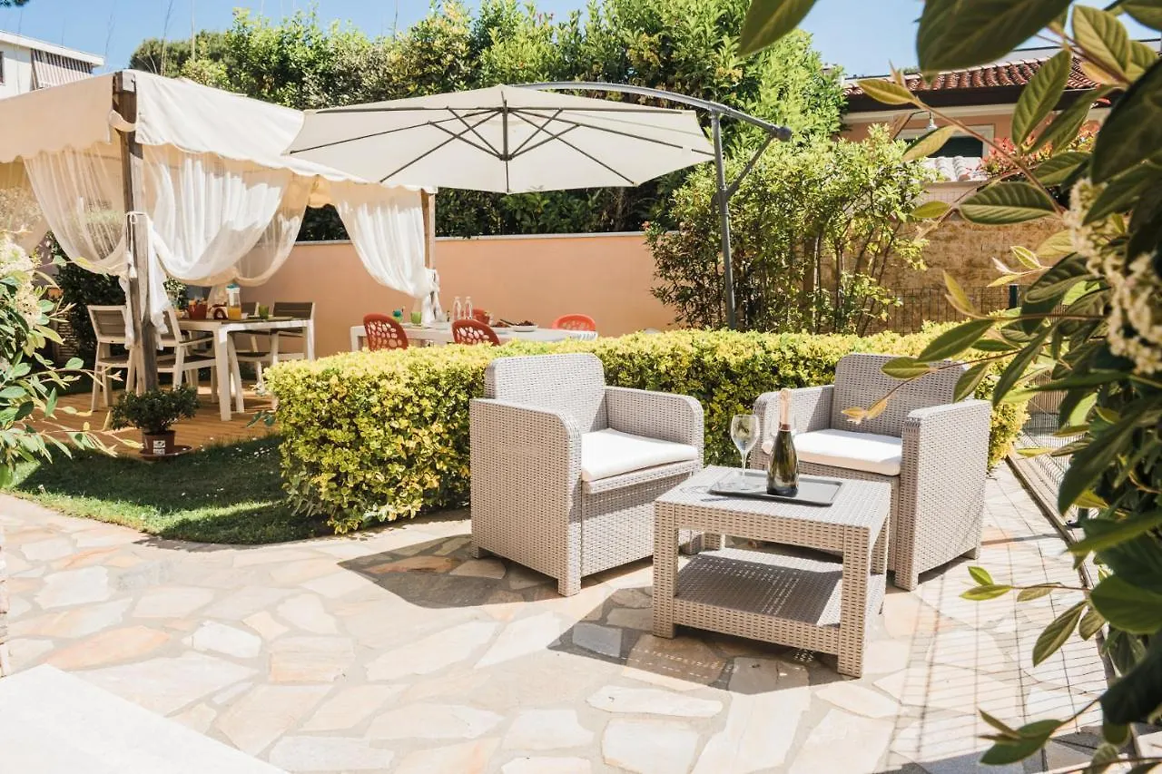 Bed & Breakfast Ohana Bed&Breakfast Lido di Camaiore